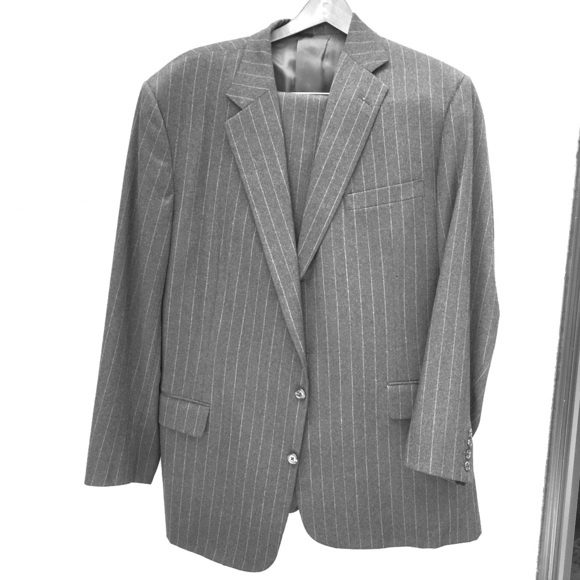 Custom mens wool suit winter weight.